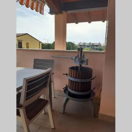 Il Torchio Rooftop With Wide Terrace Apartamento Sirmione